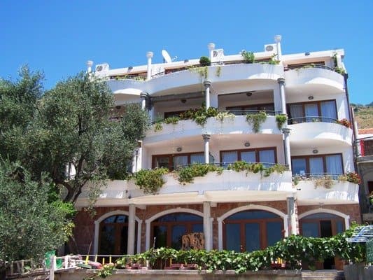Levantin Inn