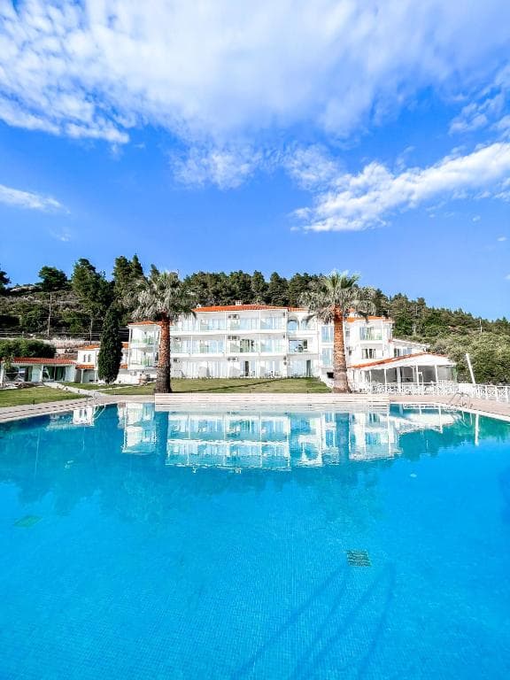 Готель Acrotel Lilyann Boutique Hotel — Халкідікі, Греція