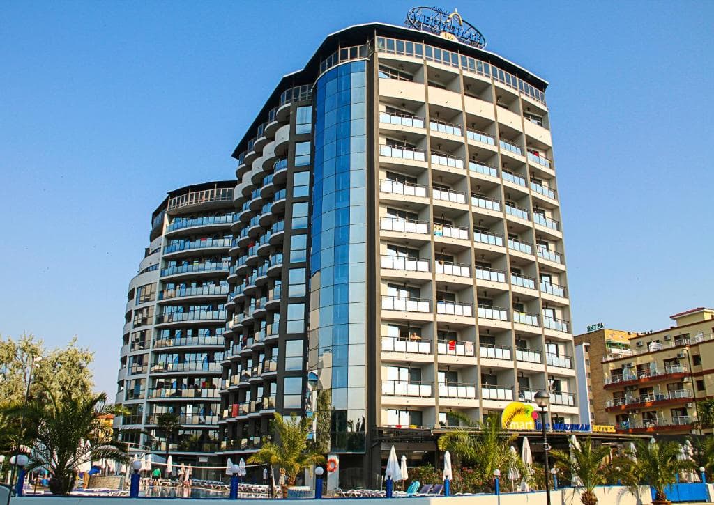 Smartline Meridian Hotel