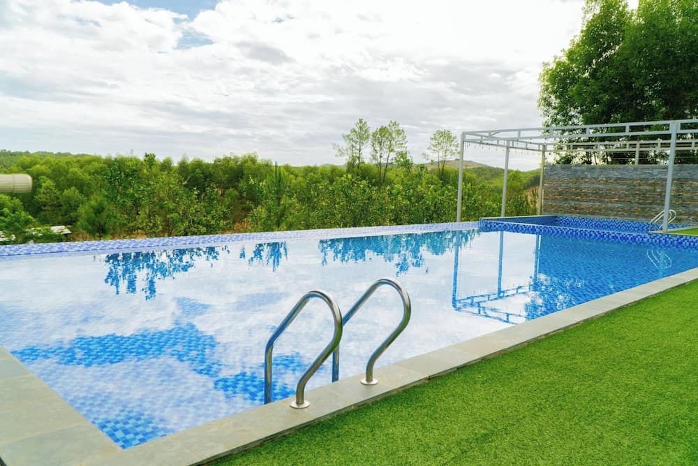 Vela Resort