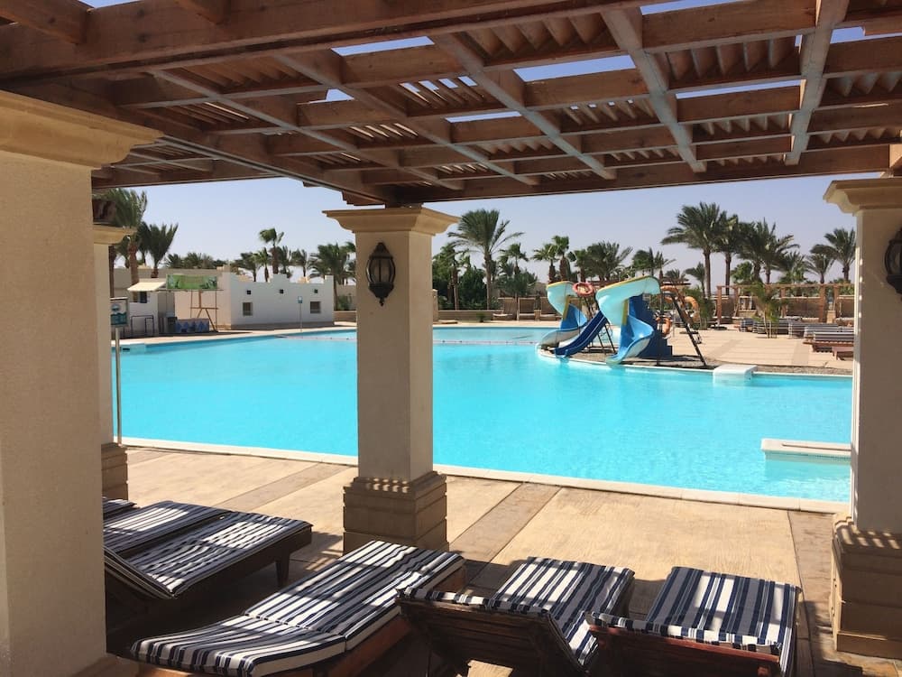 Coral Sun Beach Hotel