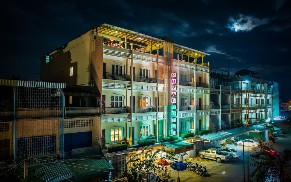 Royal Hotel