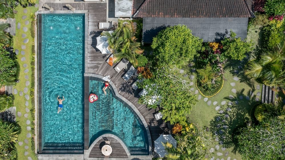 Kailash Suites