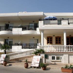 Sirines Hotel