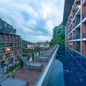 Sugar Marina Resort Cliffhanger Aonang