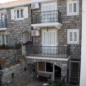 Готель Casa Mis Apartments — Будванськая Рівʼєра, Чорногорія