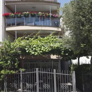 Готель Egon Apartments — Будванськая Рівʼєра, Чорногорія