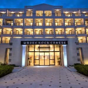 White Rock Castle Suite Hotel