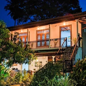 The Emerald Guest House & Villa