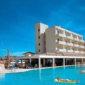 Готель Pierre Anne Beach Hotel — Айя Напа, Кіпр