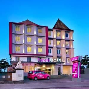 Sunset Seminyak favehotel