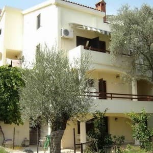 Gregovic Apartments