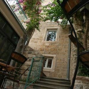 Готель Dragovic Villa — Будванськая Рівʼєра, Чорногорія
