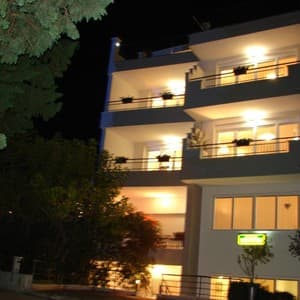 Nizic Villa Apartments