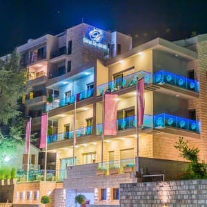 Butua Residence