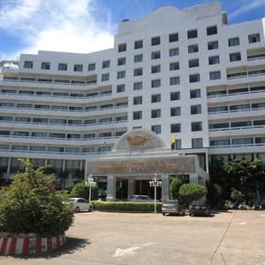 Welcome Plaza Hotel