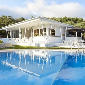 Mr and Mrs White Corfu