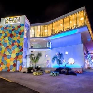 Nicholas Color Hotel