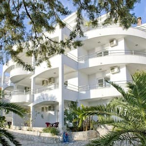 Kukoljac Apart Hotel Vila