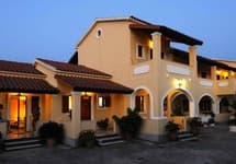 Feeloxenia Corfu Apartments — фото 2