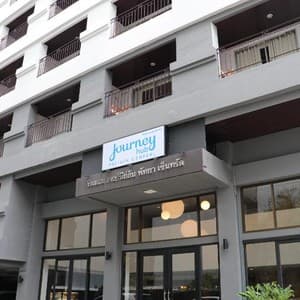 Oakwood Hotel Journeyhub Pattaya