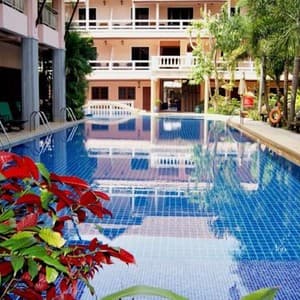 Готель Thanthip Beach Resort — о. Пхукет, Таїланд