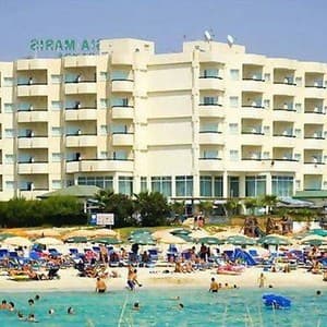 Tasia Maris Sands Hotel