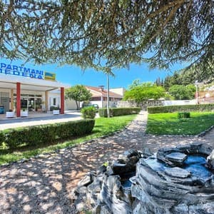 Medena Apartments Village Seget Donji