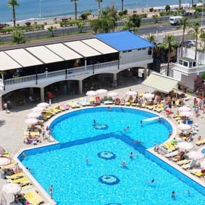 Senza Grand Santana Hotel