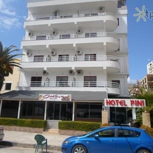 Готель Pini Hotel — Саранда, Албанія