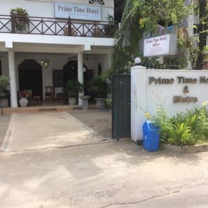 Готель Prime Time Hotel — Унаватуна, Шрі Ланка