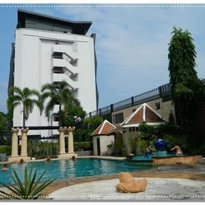 Lantana Pattaya Hotel & Resort
