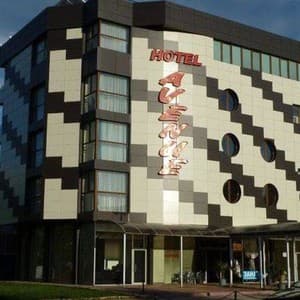 Avenue Hotel