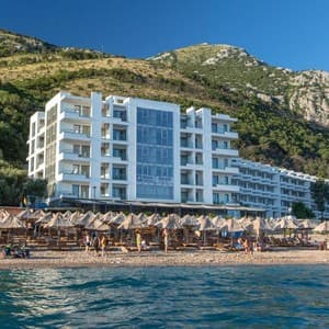 Sea Fort Aparthotel & Restaurant