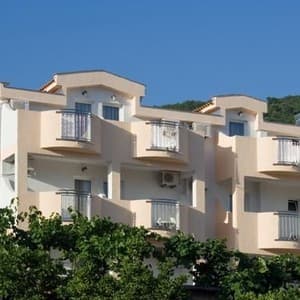 Готель Suzana Hotel — Будванськая Рівʼєра, Чорногорія