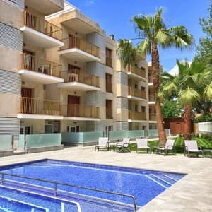 Pins Marina Apartments