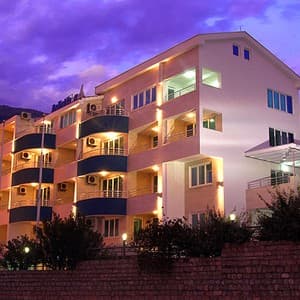 Bella Vista