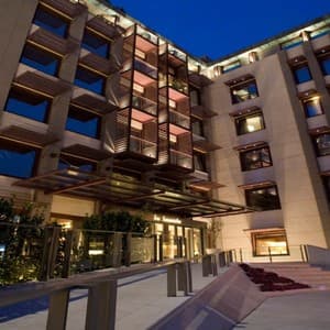 Lazart Hotel