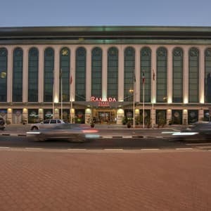 Готель Ramada Plaza by Wyndham Dubai Deira — Дубаї, Об'єднані Арабські Емірати