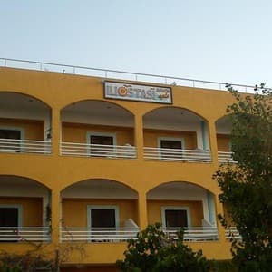 Готель Iliostasi Beach Apartments — о. Крит, Греція