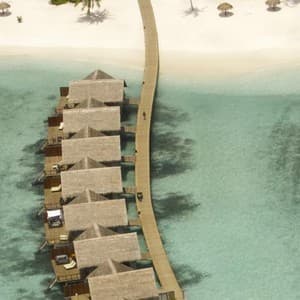 Готель Furaveri Island Resort & Spa — Раа Атол, Мальдіви