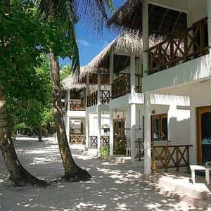 Готель Fihalhohi Island Resort — Південний Мале Атол, Мальдіви