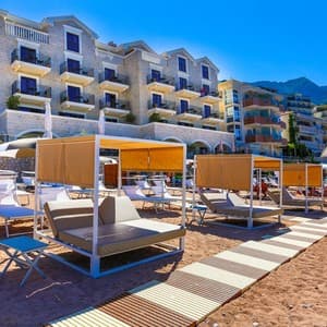 California Hotel