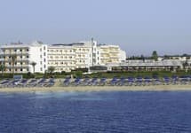 Asterias Beach Hotel — фото 4