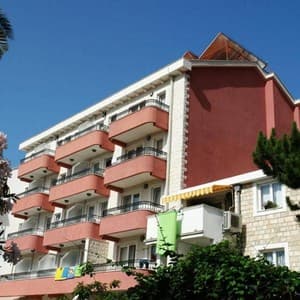 Ivona Apartments
