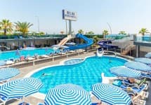 Relax Beach Hotel — фото 3