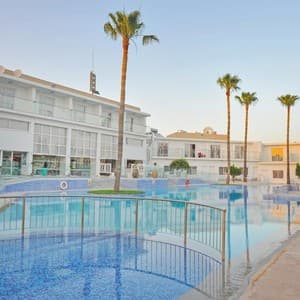 Fedrania Gardens Hotel