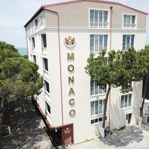 Monaco Hotel Golem