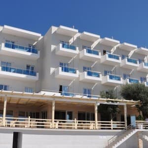 Coral Hotel & Resort Radhime