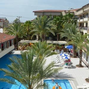 Cinar Family Suite Hotel